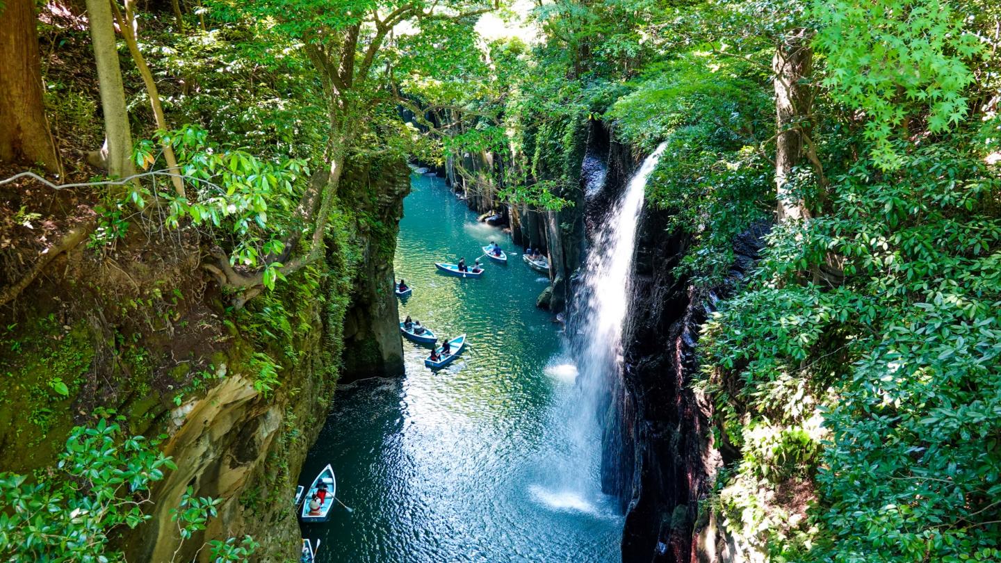 From Fukuoka: Miyazaki, Takachiho Gorge and Shrines Day Tour - Photo 1 of 10