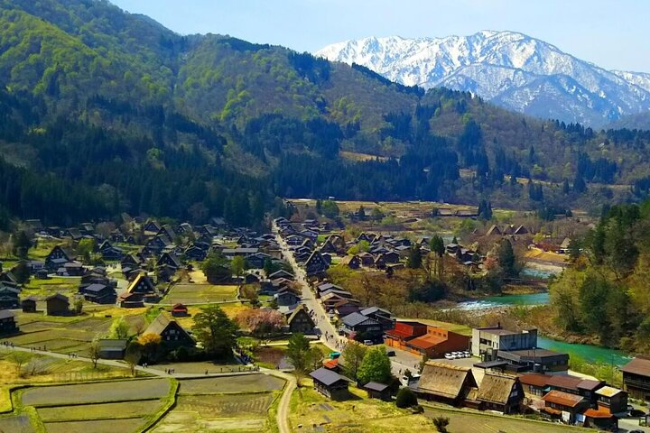 From Kanazawa: Shirakawa-go, Gokayama and Wood Carving Village - Photo 1 of 7