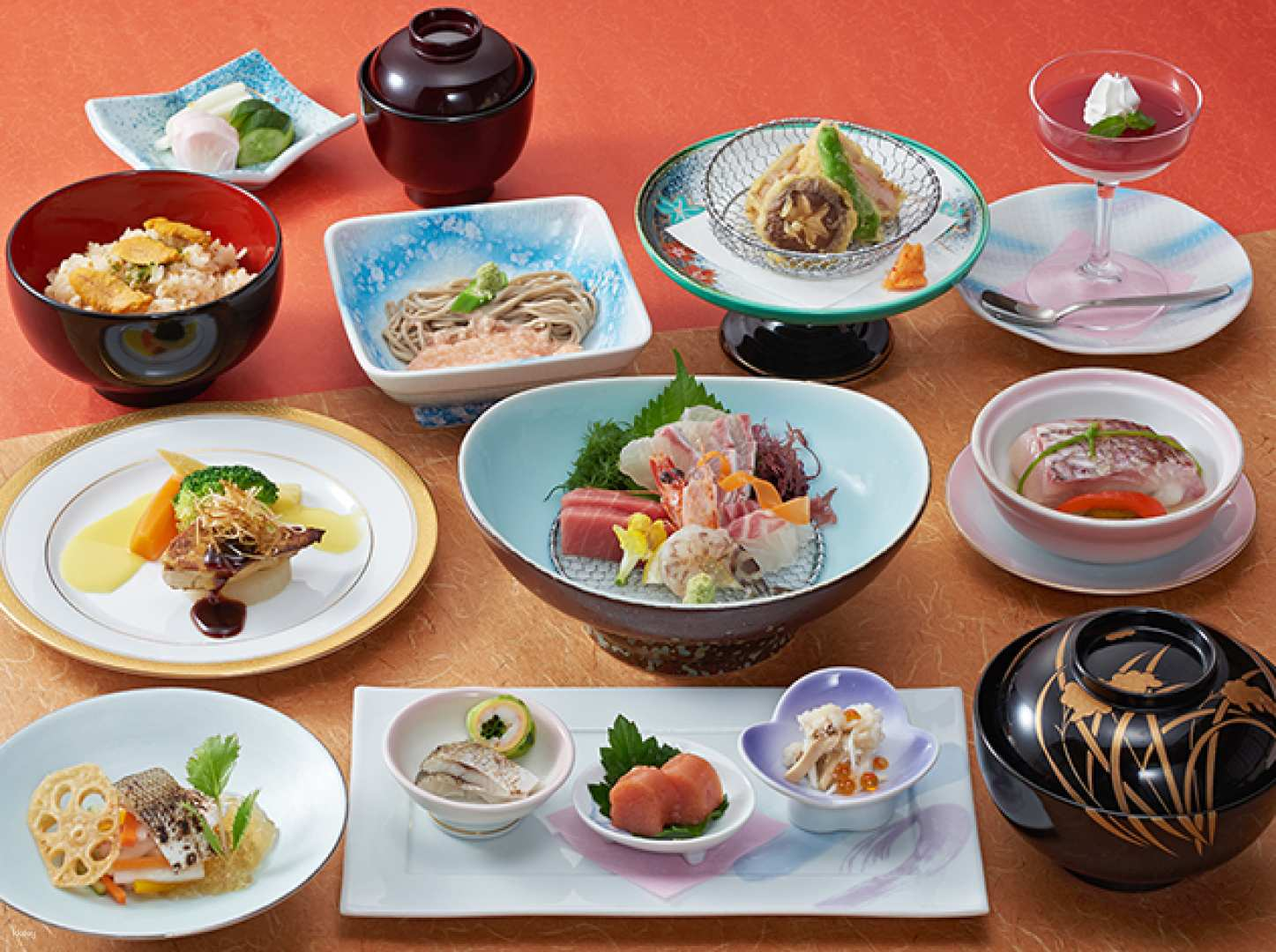 Savor the freshness of live fish at Chikae Fukuoka with a spacious layout and attentive service just steps from the subway. A delightful culinary experience awaits!