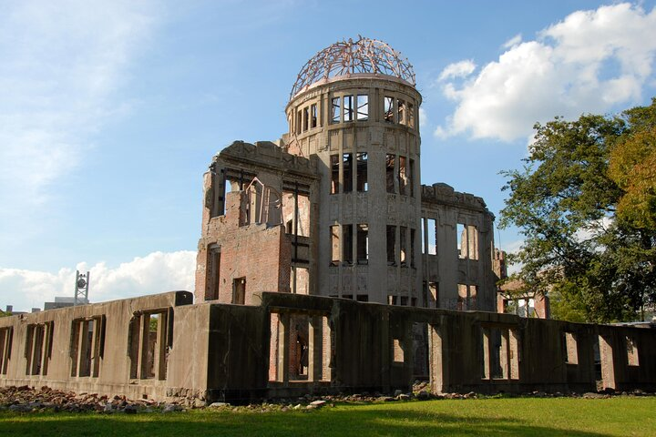 Hiroshima and Miyajima 1 Day Bus Tour With lunch - Photo 1 of 15
