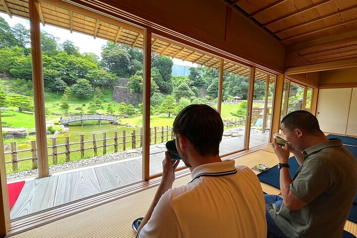 Full-Day Tour from Kanazawa: Samurai, Matcha, Gardens and Geisha - Photo 1 of 7