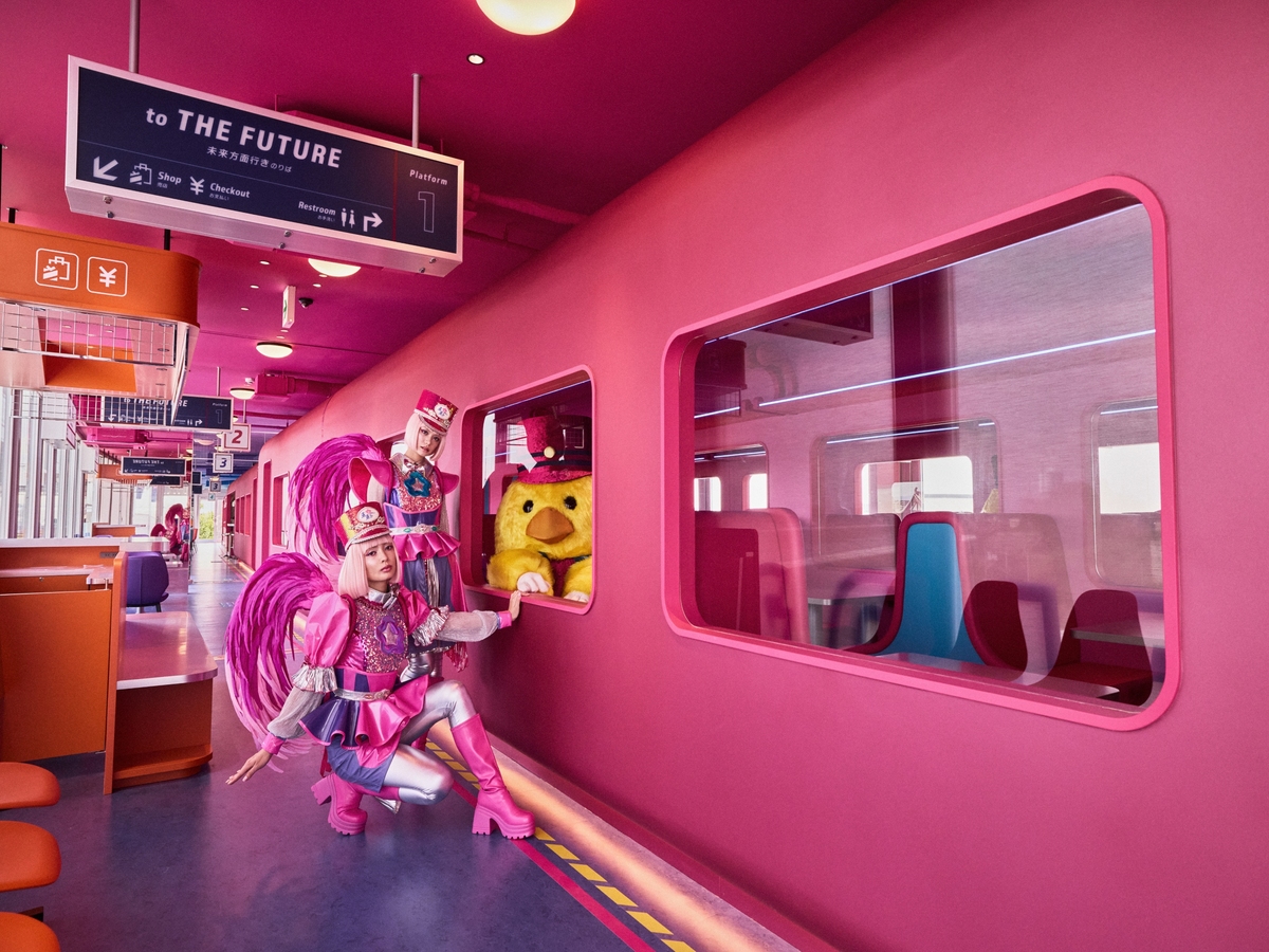 FUTURE TRAIN KYOTO DINER & CAFE - Photo 1 of 10