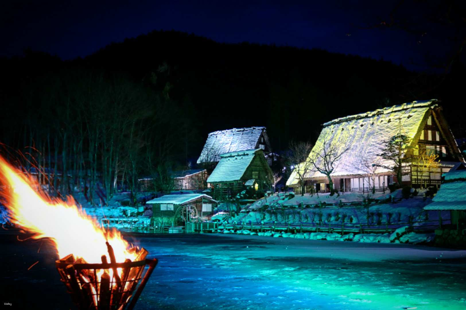 Hida no Sato light up and Shirakawago 2 Days Bus Tour from Osaka - Photo 1 of 7