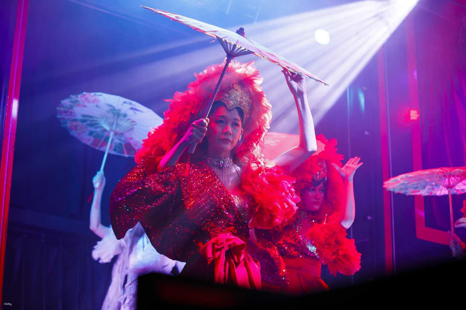 Immerse yourself in a unique dining experience savoring exquisite cuisine while enjoying lively performances. The blend of food and entertainment creates unforgettable moments for every traveler.