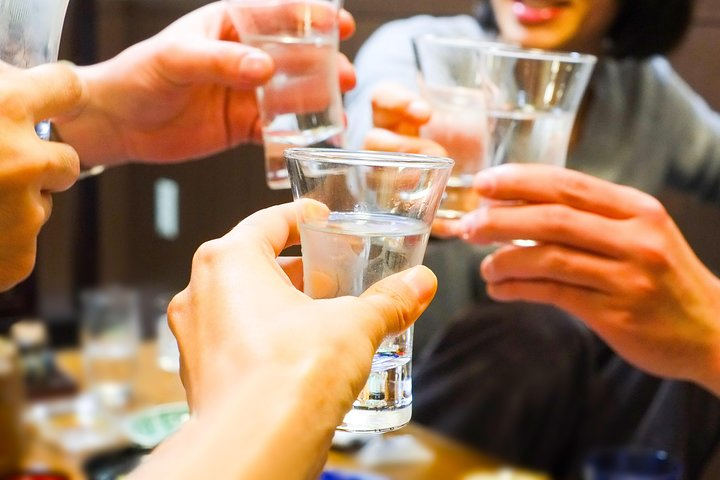 Experience the joy of tasting various Japanese SAKE together with friends all while learning how to match it perfectly with delectable dishes in a cozy Izakaya pub setting.