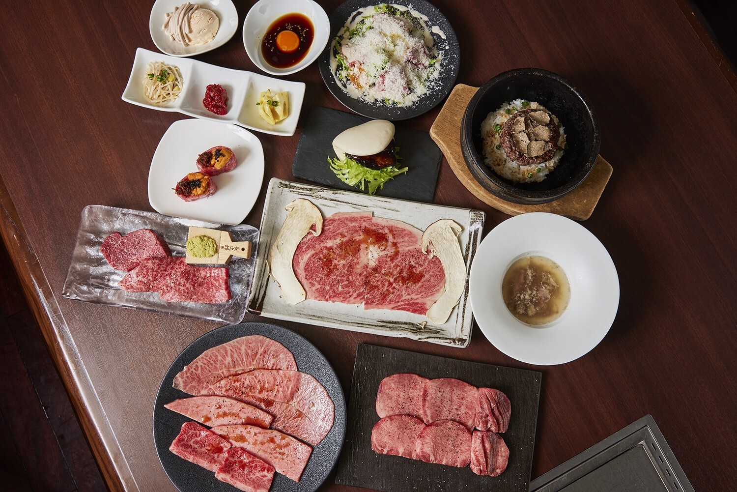 Kagoshima Wagyu Beef Luxurious Course ◆ Special High Grade Plan [Seiyuzan] - Photo 1 of 5