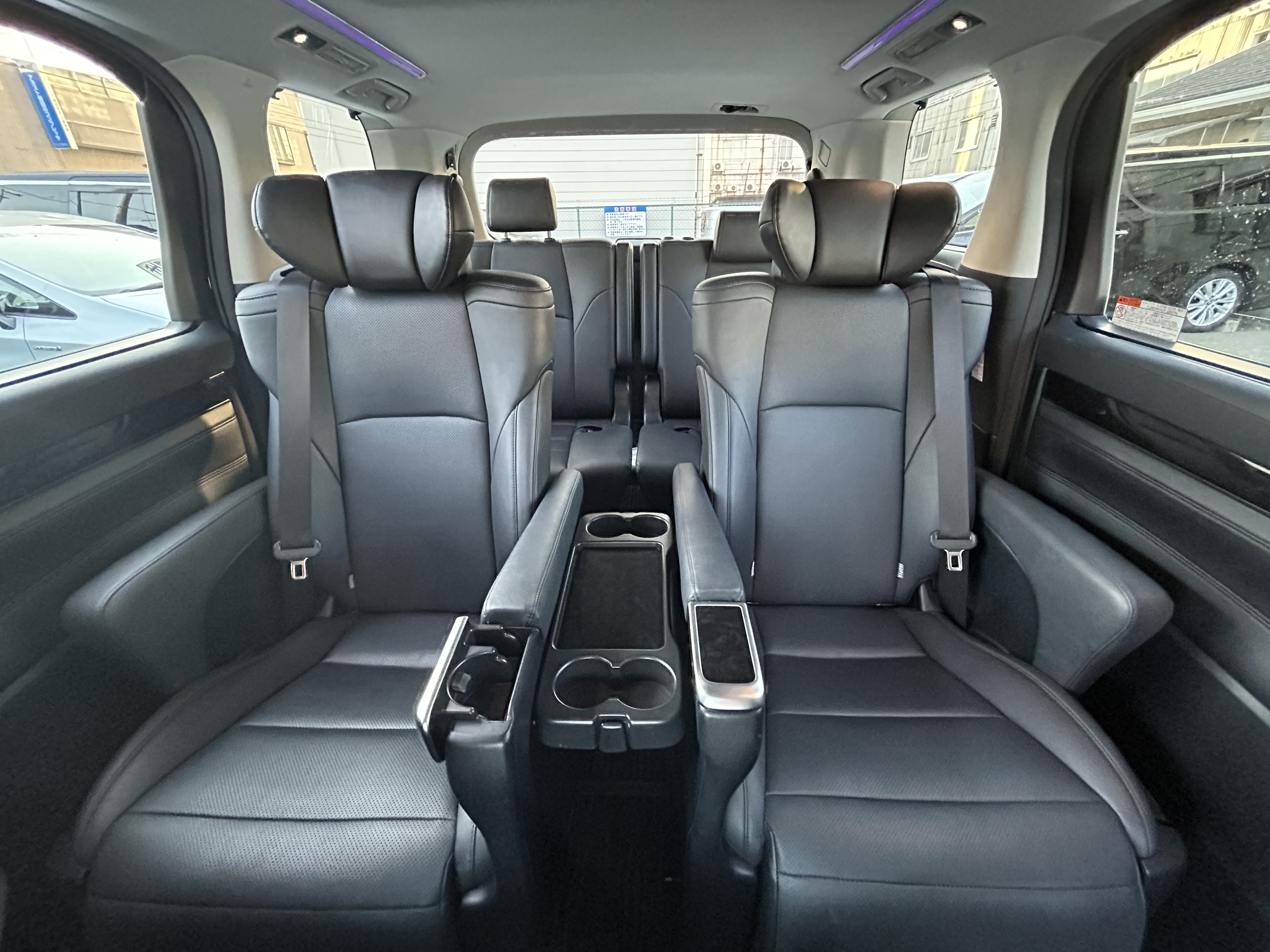 Kansai Airport to Kyoto City Private Hire Car Transfer (Japanese & Chinese Available) - Photo 1 of 16