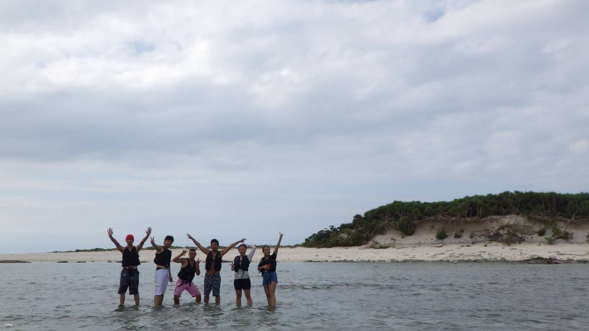 Okinawa, Japan｜One-day snorkeling trip to Kerama Islands｜Instructor, small group (complimentary photos of the day, free pick-up from Naha hotel) - Photo 1 of 10