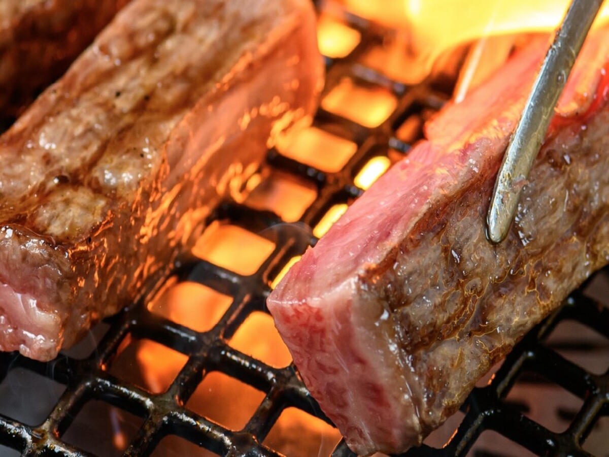 Kuroge Wagyu beef courses【Wagyu Yakiniku TOKU】 - Photo 1 of 9