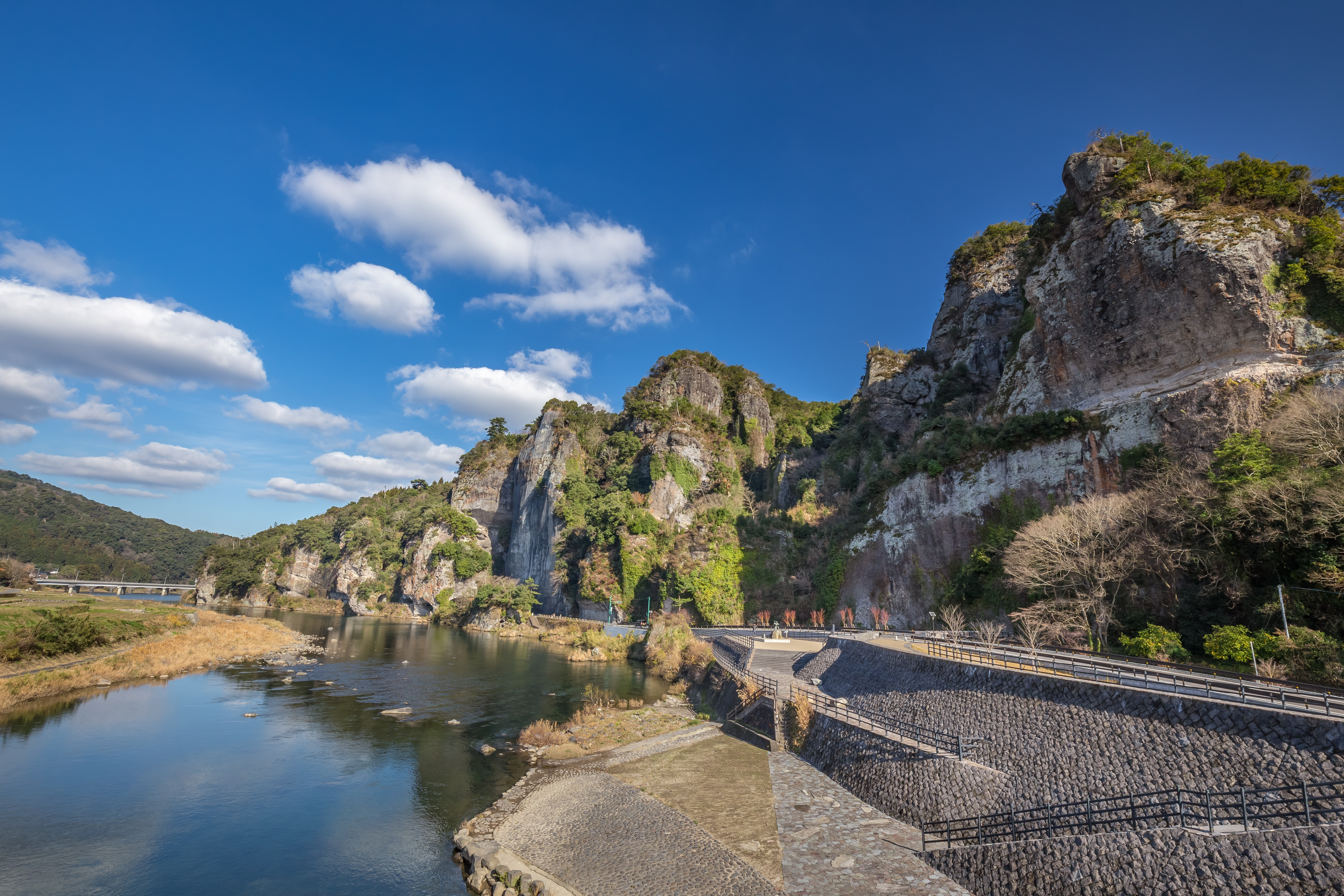[Kyushu Autumn Special] From Fukuoka: Yabakei, Kokonoe Yume Bridge and Dazaifu One Day Tour - Photo 1 of 10
