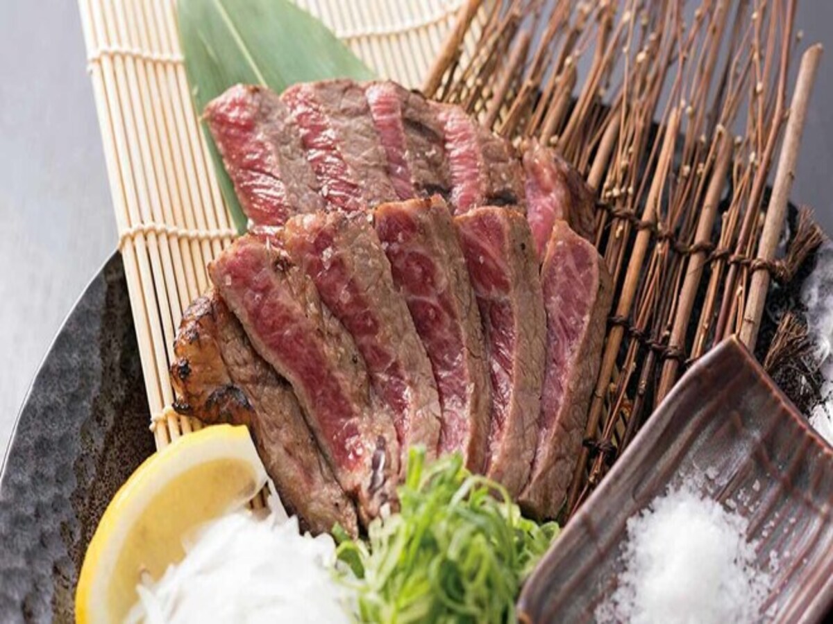 Local Straw-grilled Chicken, Pork and Bonito Courses【Tosashimizu Tokyo Ueno Branch】 - Photo 1 of 9