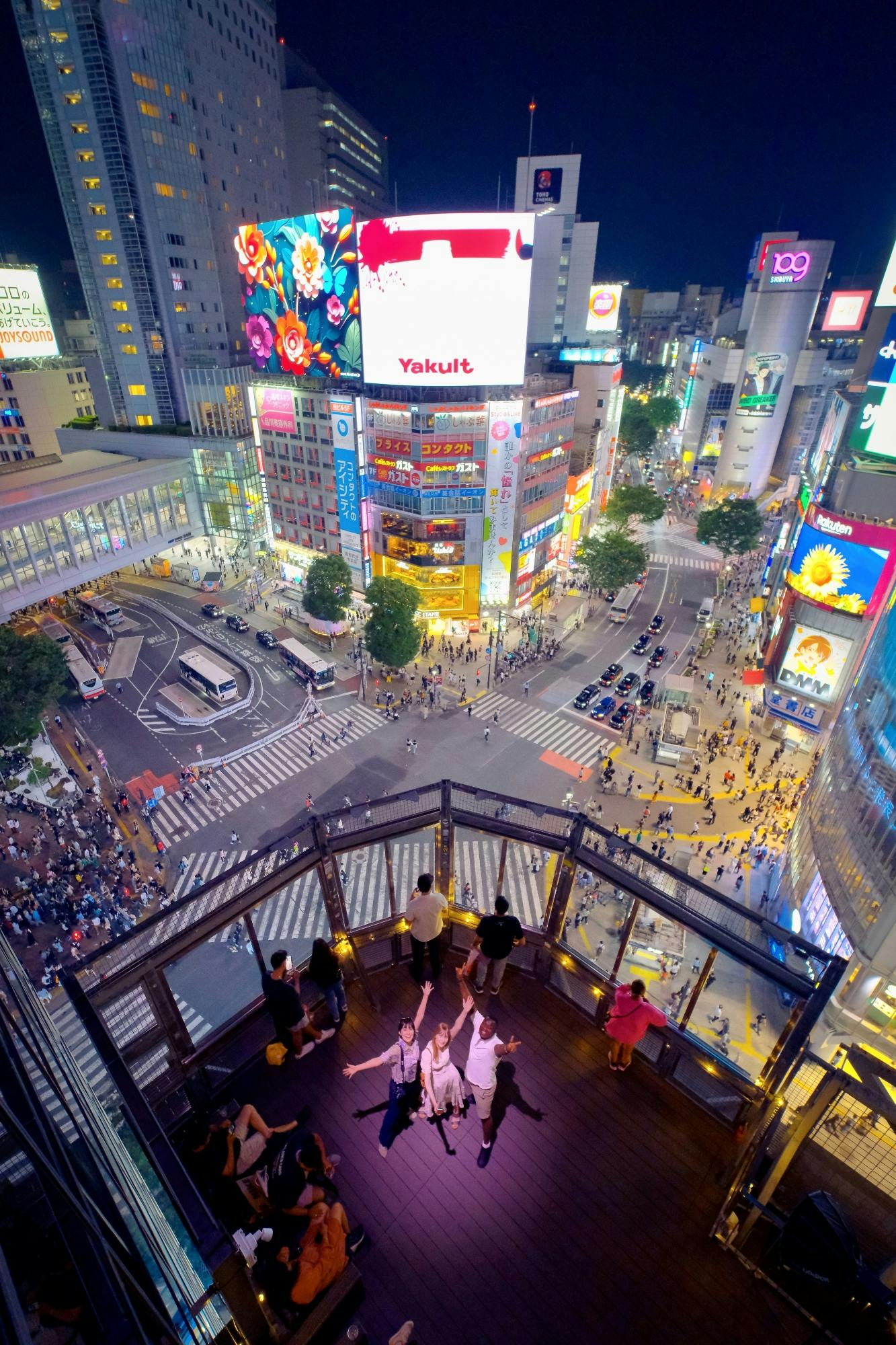 MAGNET by SHIBUYA109: Crossing View & Rooftop Lounge MAG8 Ticket with Drink & Photo - Photo 1 of 8