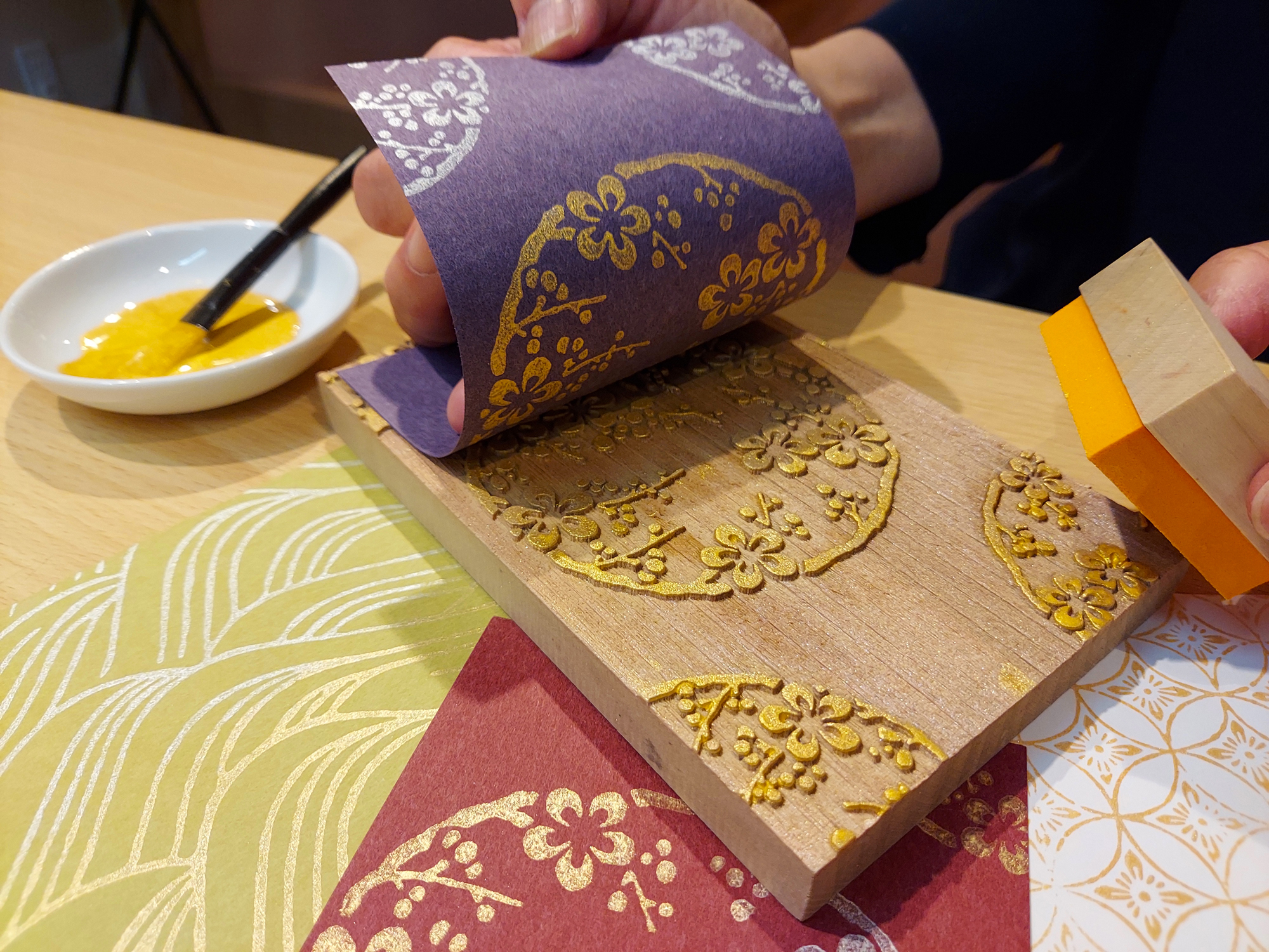 "Kyo Karakami" Rubbing Experience: Discover Traditional Crafts Passed Down Through Generations - Photo 1 of 25