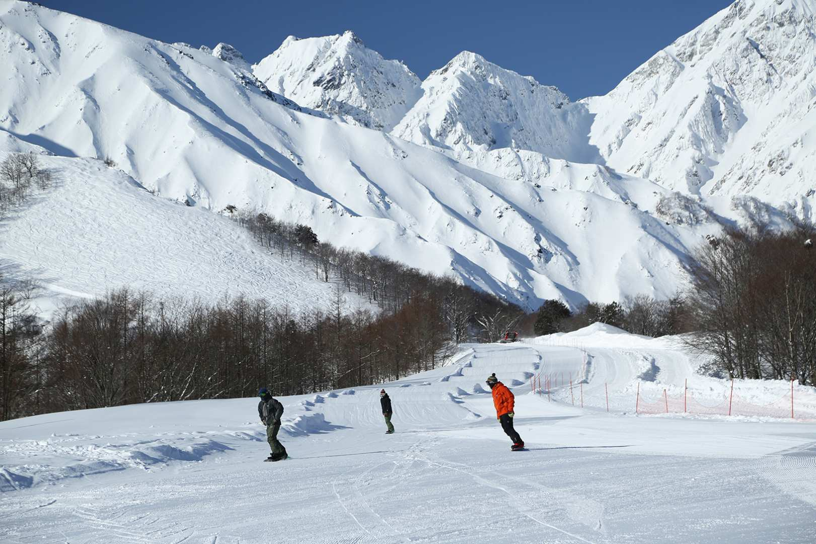 [Morning bus departure from Tokyo] Hakuba Happo-one Ski Resort 2-day or 3-day ski trip | Choose your hotel and rental (Nagano Prefecture) - Photo 1 of 9