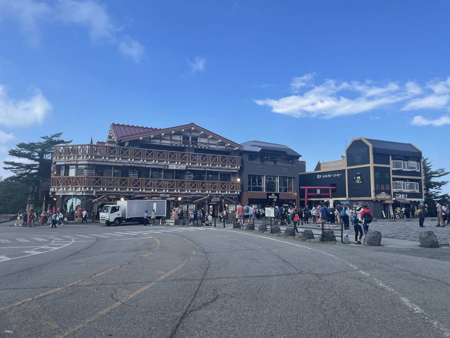 Mount Fuji Climbing Tour - Yoshida Trail [departing from Sannomiya, Umeda, Kyoto] - Photo 1 of 8