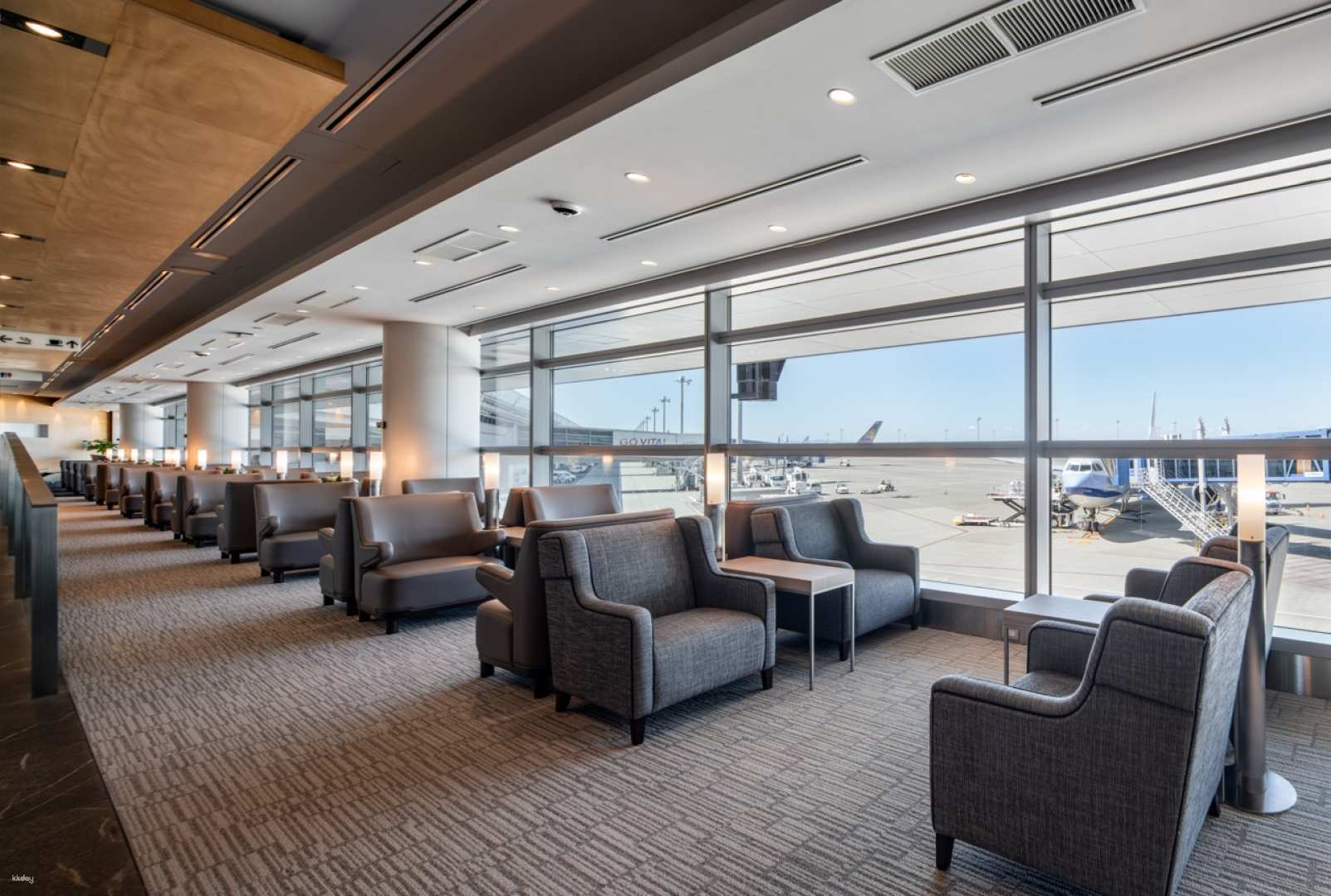 Relax in the spacious Plaza Premium Lounge at Nagoya Chubu International Airport offering comfortable seating and a serene view perfect for unwinding before your flight. Enjoy complimentary refreshments and free Wi-Fi to enhance your travel experience.
