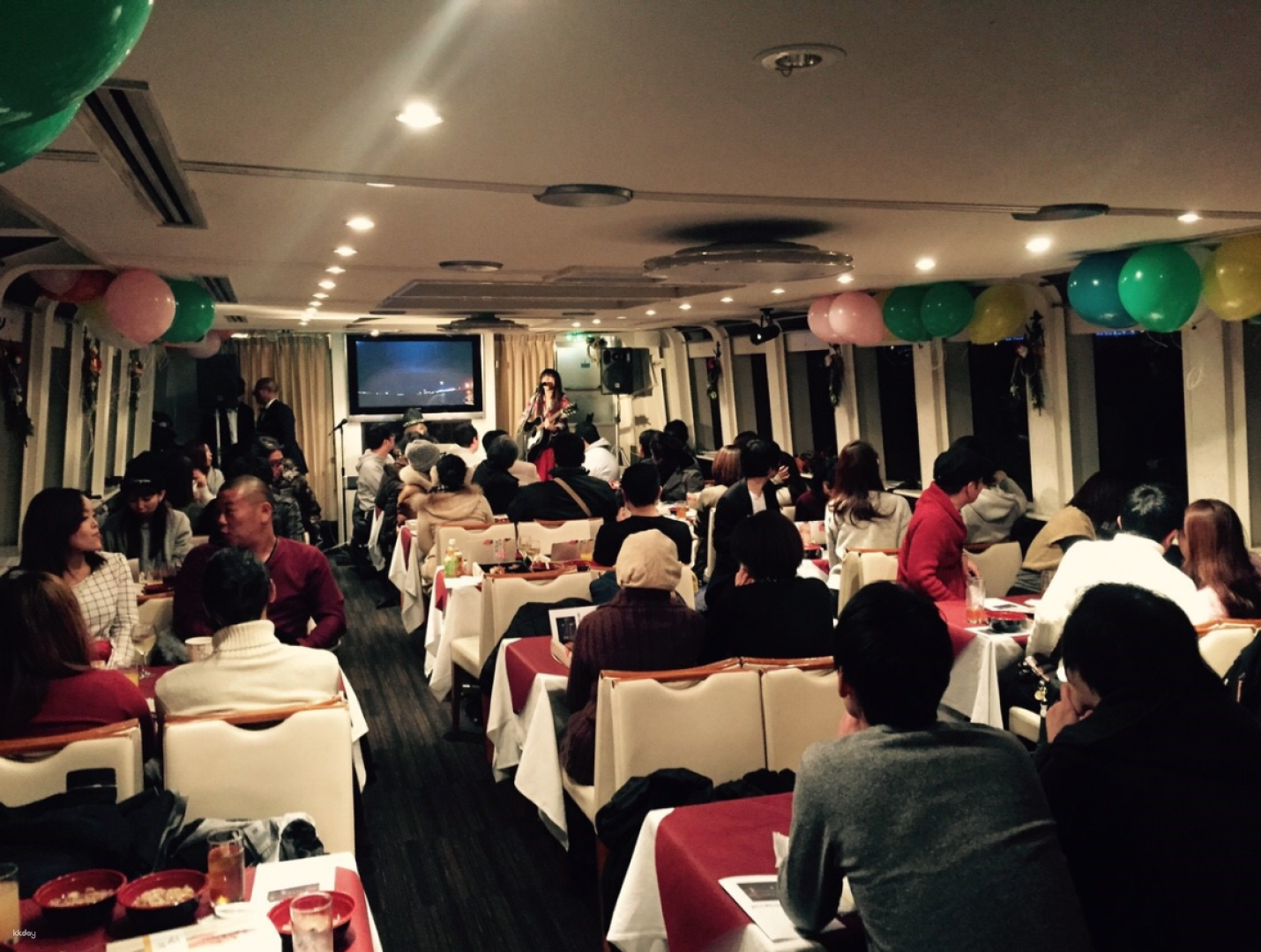 Celebrate the New Year at sea with live performances delicious bento and a festive balloon release on the deck as you glide under the shimmering Tokyo skyline.