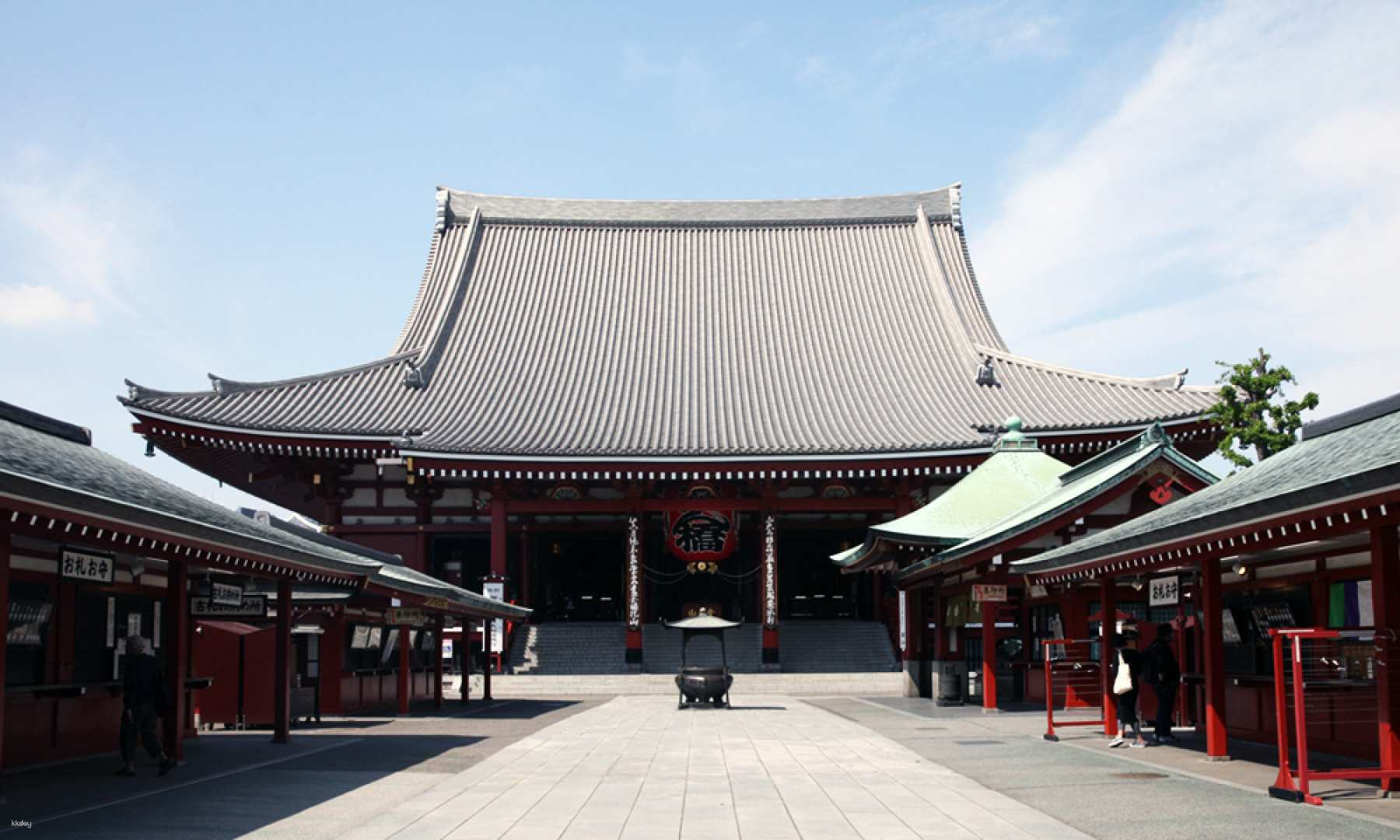 Experience the serene elegance of Sensoji Temple where tradition meets tranquility inviting travelers to reflect and immerse themselves in rich cultural history. Perfect for a memorable Tokyo adventure.
