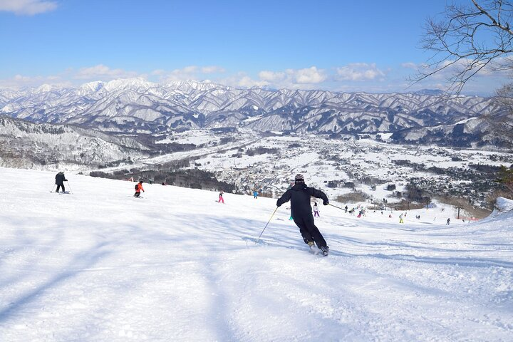 Experience the thrill of ski runs with stunning mountain views while enjoying your private shuttle ride to Nagano. Unwind as you carve through fresh powder and explore the stunning scenery.