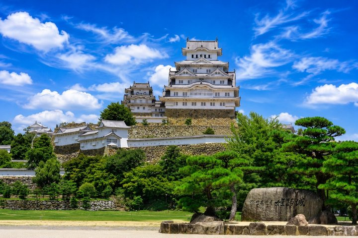 Himeji Castle, Arima Onsen & Mt. Rokko: 1-Day Bus Tour from Osaka - Photo 1 of 14