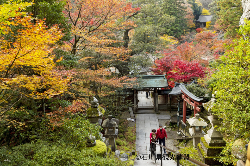 Private Transfer Komatsu Airport with Natadera Temple Sightseeing - Photo 1 of 4