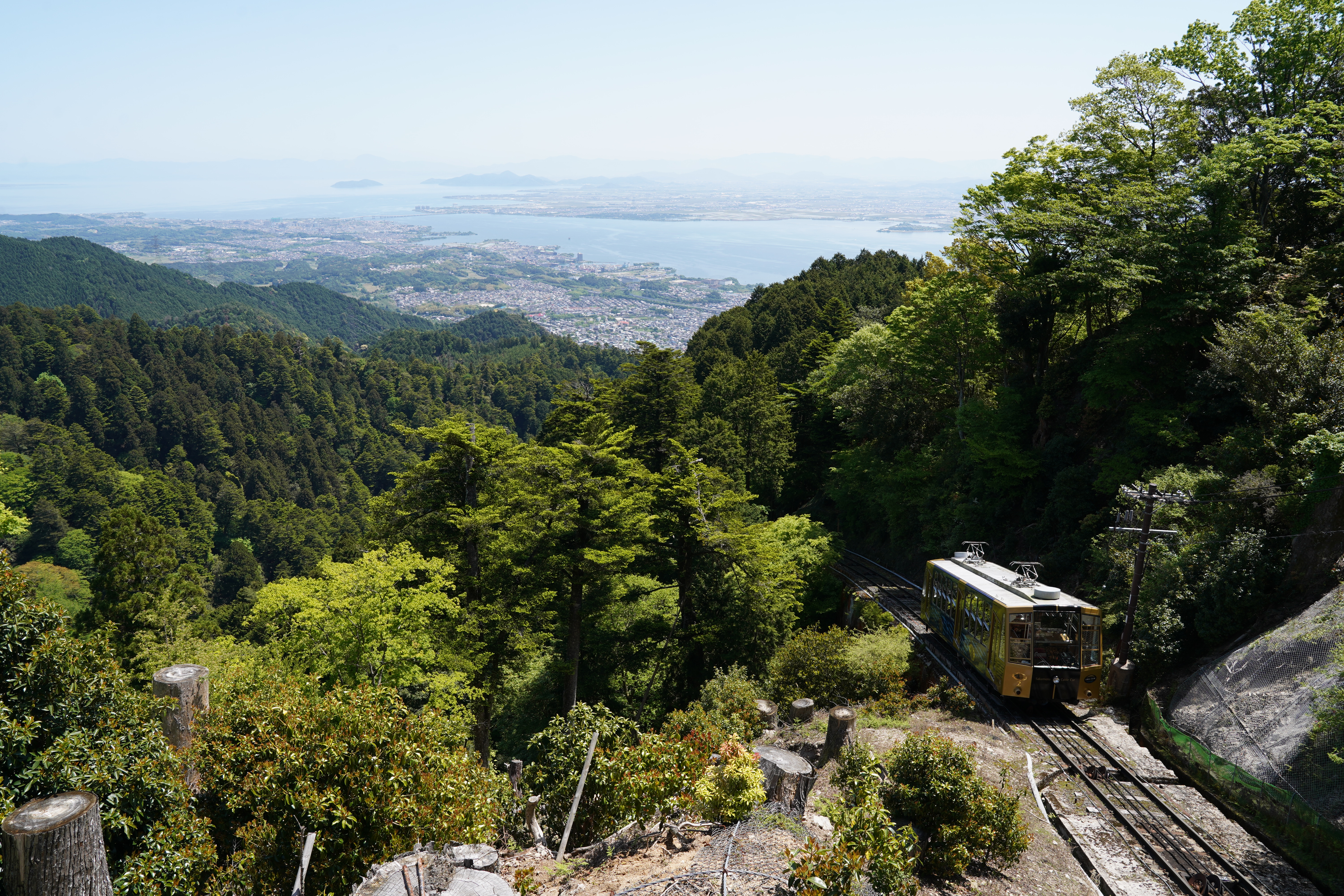 滋贺的Sakamoto Cable Car: Round-Trip / One-Way Ticket | Pelago