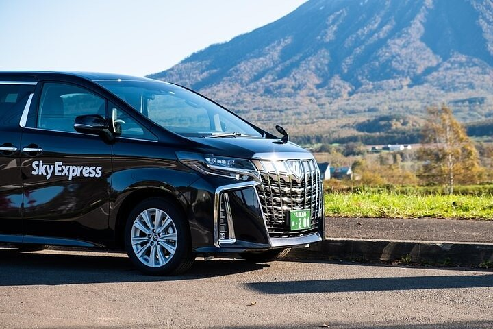 SkyExpress: Hokkaido Private Transfers