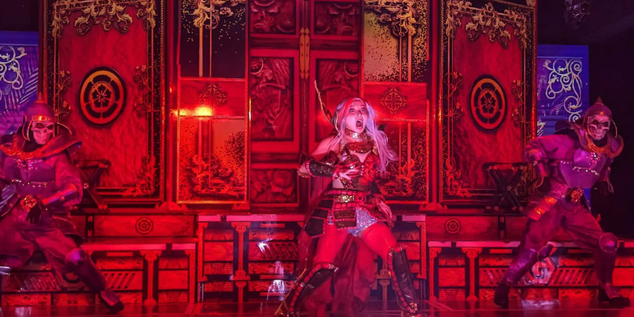 Experience the electrifying spectacle of Samurai Restaurant Time in Shinjuku where enchanting performances dazzling costumes and campy fight scenes create unforgettable moments that embody the essence of Japanese entertainment.