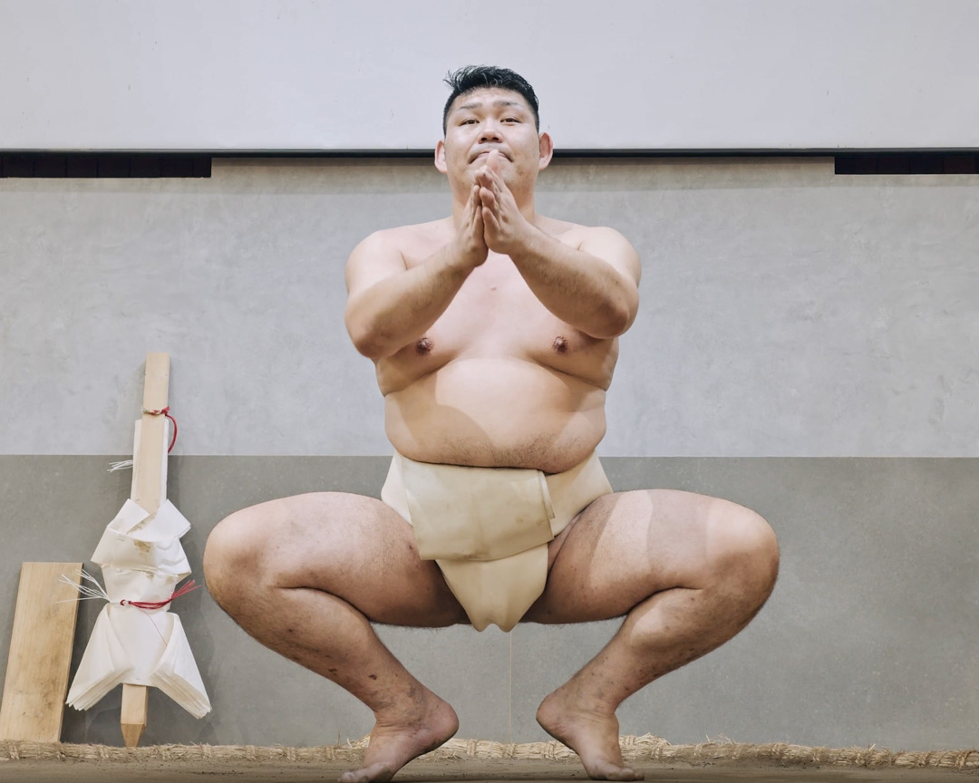 東京 の Sumo Challenge: Wrestle and Eat Like a Sumo | Pelago