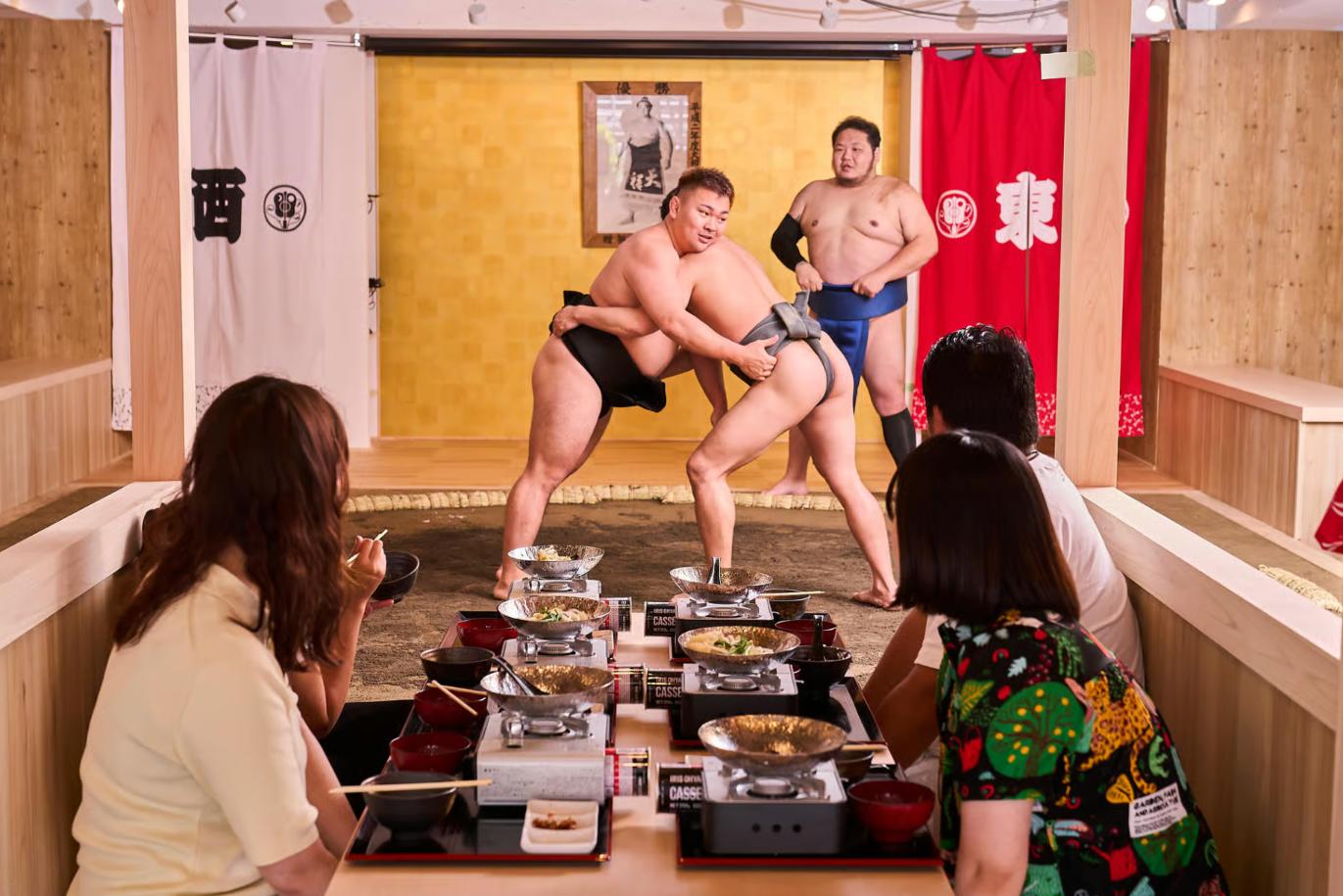 Sumo Show, Chicken Hot Pot, and Mochi-Pounding - Full Experience Course【SUMOLAND TOKYO RYOGOKU】 - Photo 1 of 13