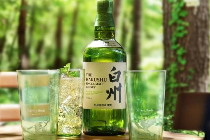 Experience the beauty of nature while savoring unblended Hakushu Single Malt Whisky crafted with care at one of Japan’s renowned distilleries creating unforgettable memories in every sip.