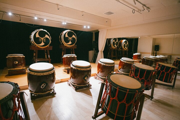 Experience the powerful rhythm of traditional Taiko drums in Tokyo where participants can immerse themselves in hands-on drumming and witness world-class performances in a dynamic setting.
