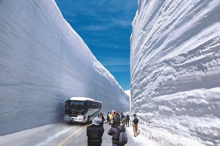 Tateyama Snow Wall ! Hida Takayama & Shirakawago FromOsaka/Ｎagoya - Photo 1 of 25