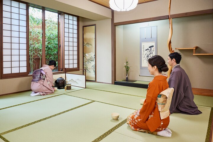 Kimono Tea Ceremony at Tokyo, Asakusa Maikoya - Photo 1 of 12