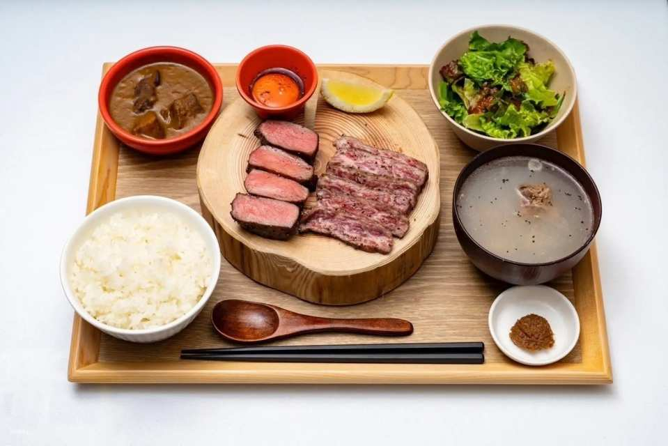 Tokyo Asakusa Food｜Gyutan no Lemon Asakusa Branch｜Thick-cut beef tongue charcoal grilled - Photo 1 of 3