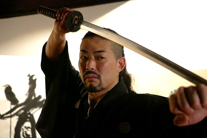 Immerse yourself in the timeless practice of swordsmanship learning from a skilled instructor in a serene antique Japanese house. Create lasting memories while dressed in authentic samurai attire.