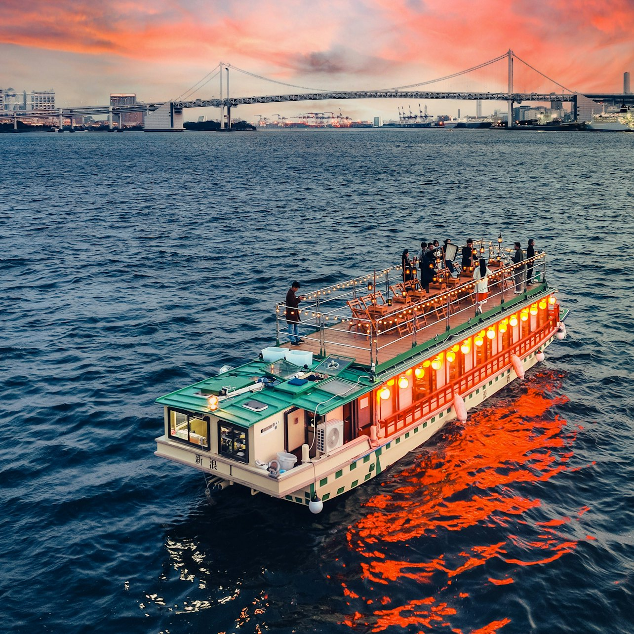 Tokyo Bay: Guided Yakatabune Cruise + Dinner + Show + Drinks - Photo 1 of 6