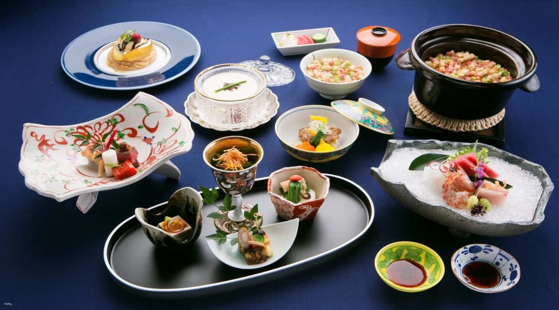 Savor a culinary journey with thoughtfully crafted dishes showcasing seasonal ingredients in a serene setting perfect for unwinding after a day of exploring Tokyo’s vibrant shopping scene.