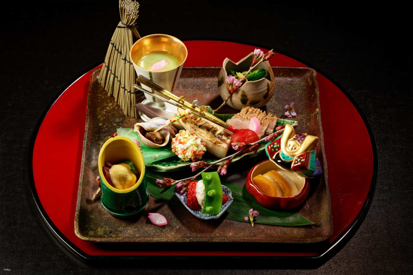 Delight in the artistry of Edo cuisine where seasonal ingredients and traditional techniques craft an exquisite culinary journey just a short stroll from Nishi-Azabu Station.