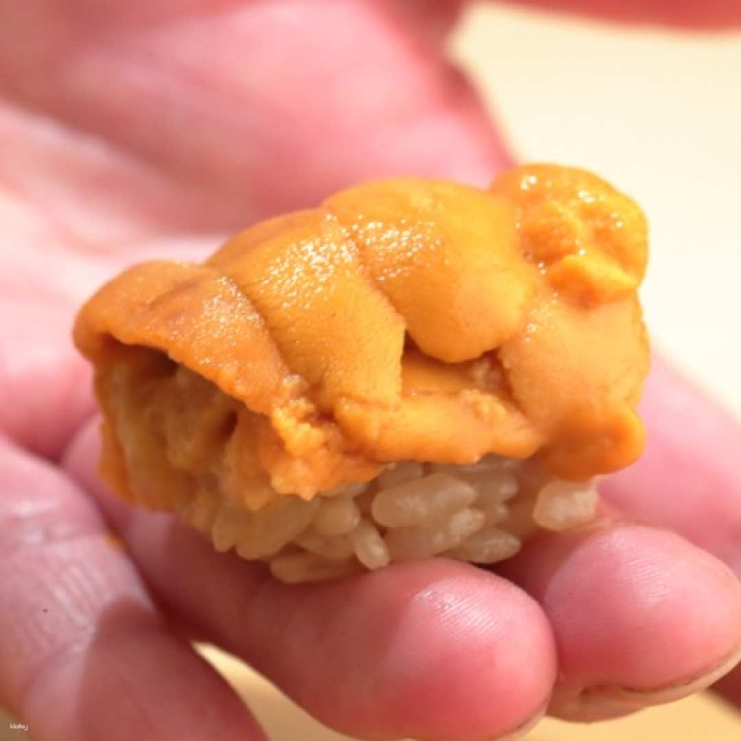 Savor the authentic taste of Edomae sushi crafted by skilled chefs in a charming Roppongi alley where tradition meets culinary excellence in every delicate piece.