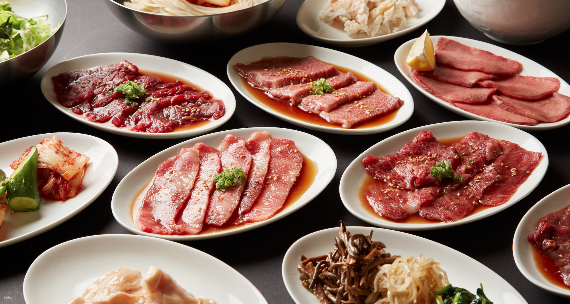 Savor the essence of Japanese cuisine at Yakiniku restaurant Lee-en featuring exquisite Wagyu beef and an array of whiskeys and sakes just steps from Shinjuku-sanchome.