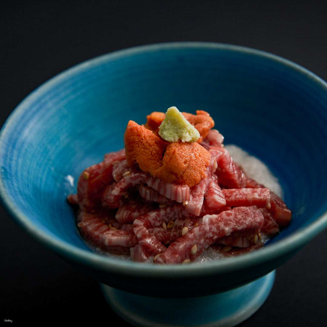 Indulge in a unique culinary experience with premium Kuroge Wagyu artfully paired with exquisite flavors. Enjoy an intimate setting that highlights the sophistication of high-end Japanese barbecue culture.