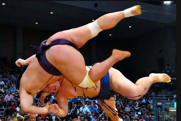 Experience the excitement of sumo wrestling in Japan where powerful athletes clash amid cheers and energy creating unforgettable moments that celebrate culture and sport.