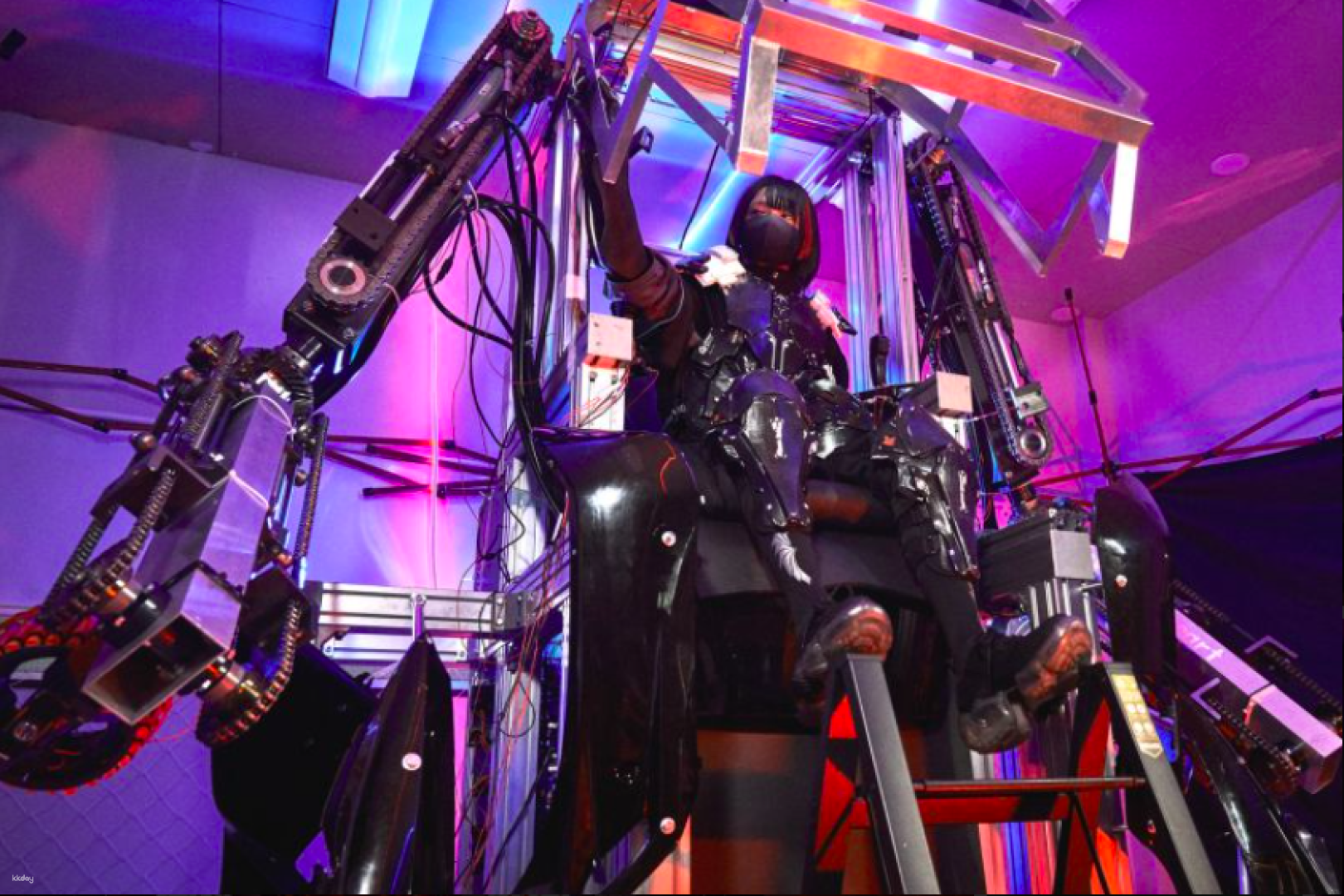 Step into the future by climbing aboard a giant robot donning pilot gear and experiencing an immersive robot control game in the heart of Tokyo. Unleash your inner pilot!