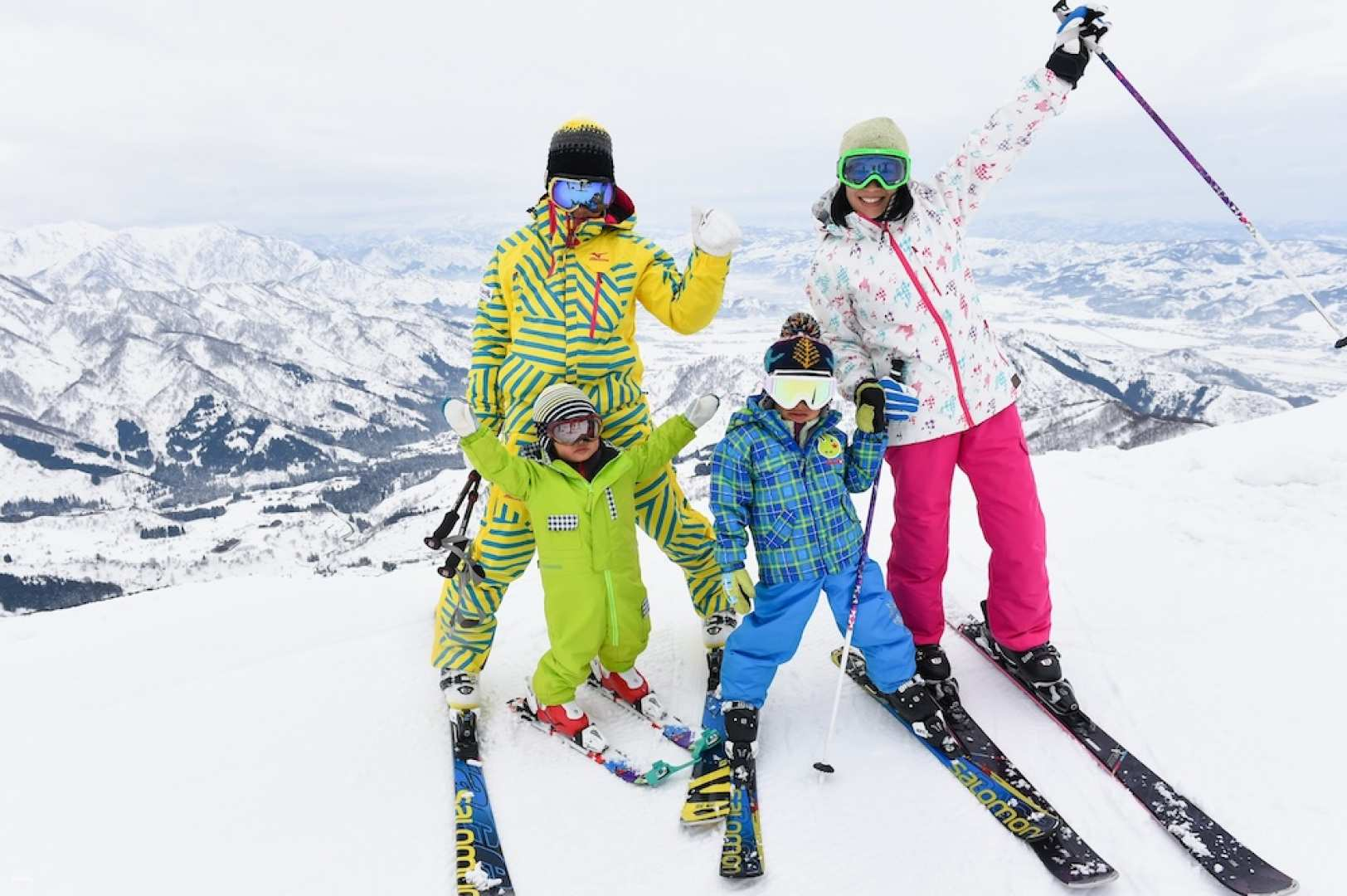 [Up to 400 yen discount] Muikamachi Hakkaisan Ski Resort Lift & Ropeway 1-Day Ticket Reservation (Minamiuonuma City, Niigata Prefecture) - Photo 1 of 3