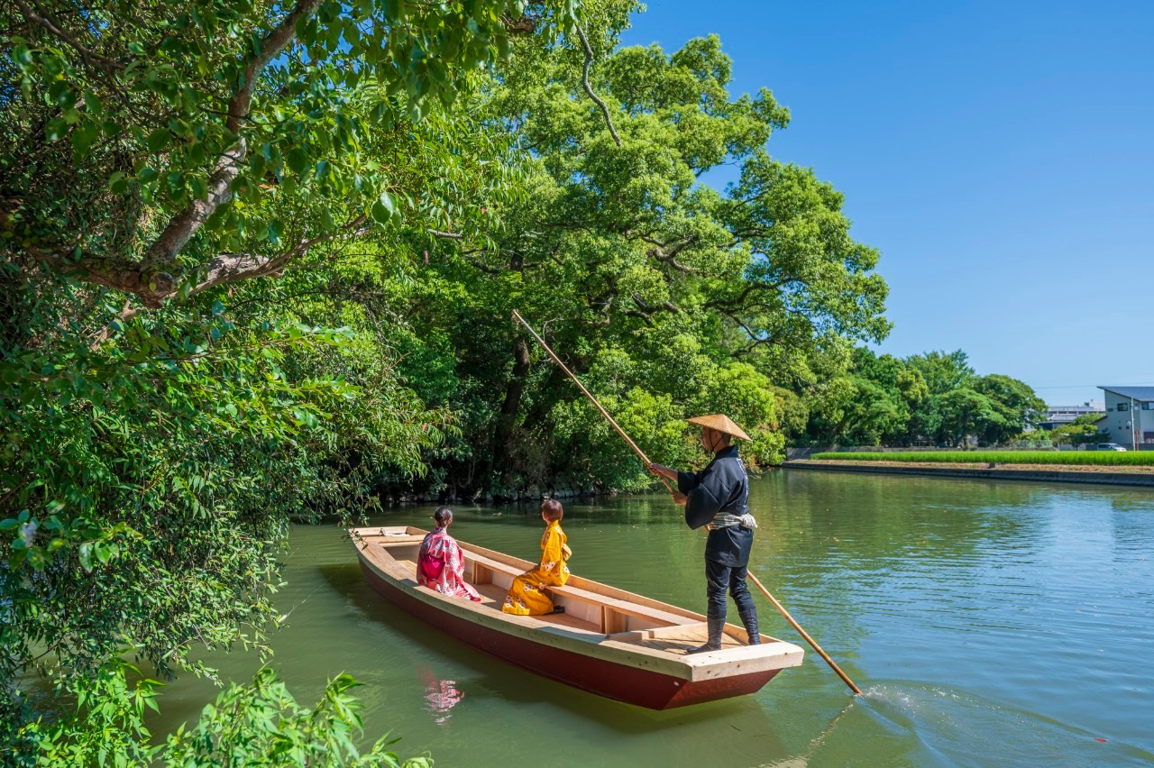 YokaBus A Day in Tea Fields Yame and Yanagawa River Boat - Photo 1 of 14