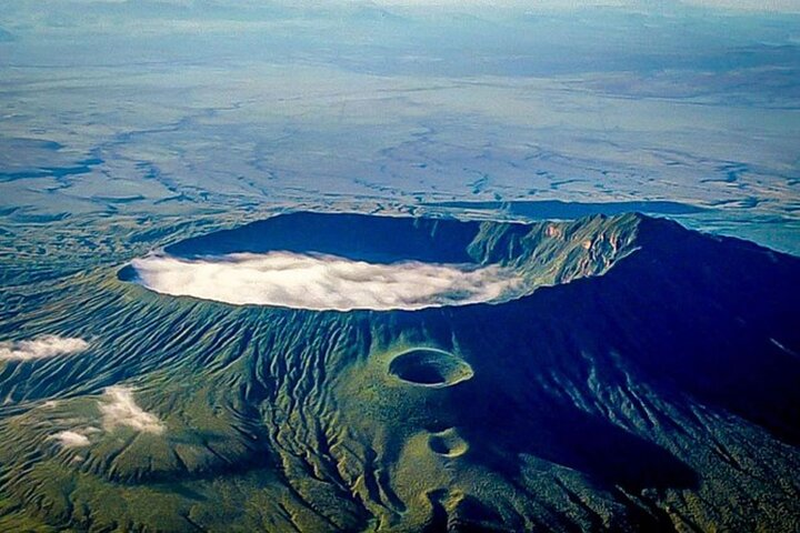 Day Trip to Mount Longonot National Park and Lake Naivasha in