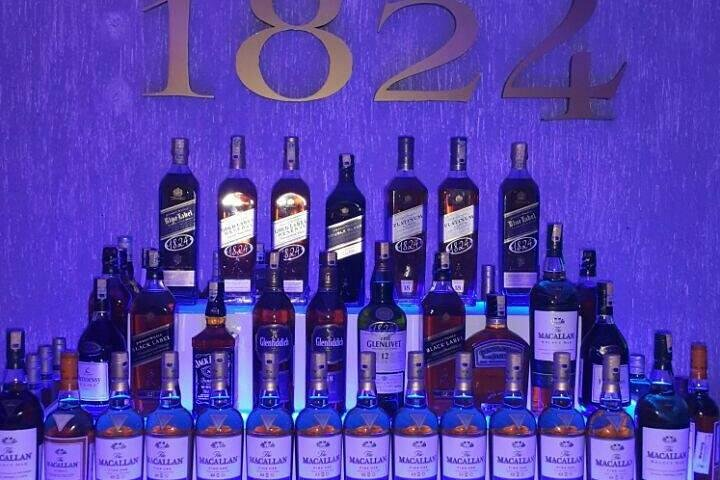 A drink is shorter than a tale !