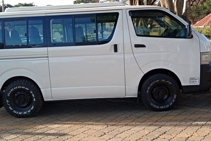 Nairobi Airport Transfers to City Hotels or Wilson Airport - Photo 1 of 6