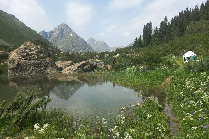 10 Days Tour Around Issyk Kul Alpine Lake - Photo 1 of 15